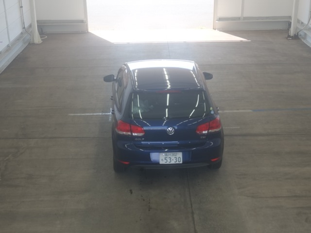 VOLKSWAGEN GOLF 2010