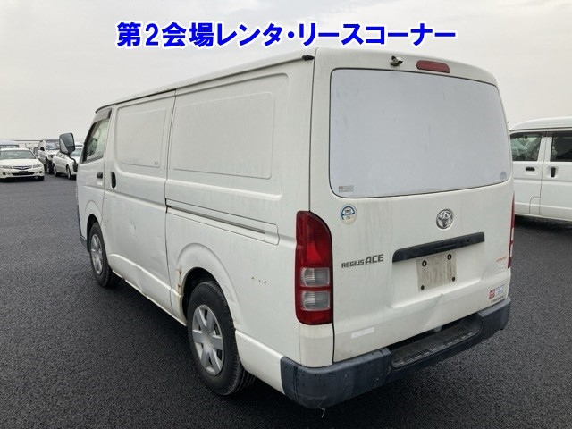 TOYOTA REGIUS ACE VAN 2015