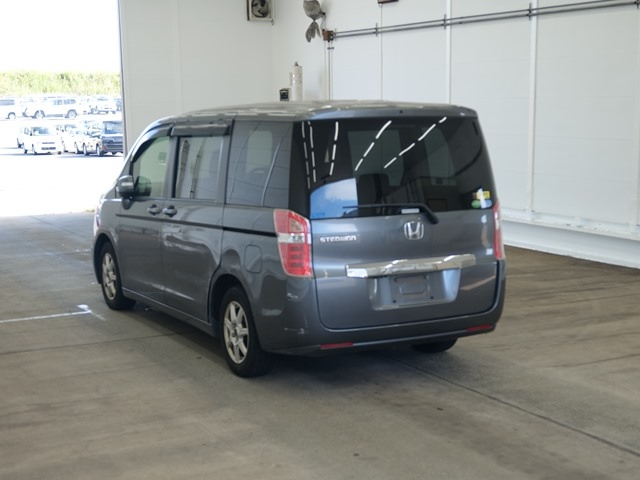 HONDA STEP WAGON 2013