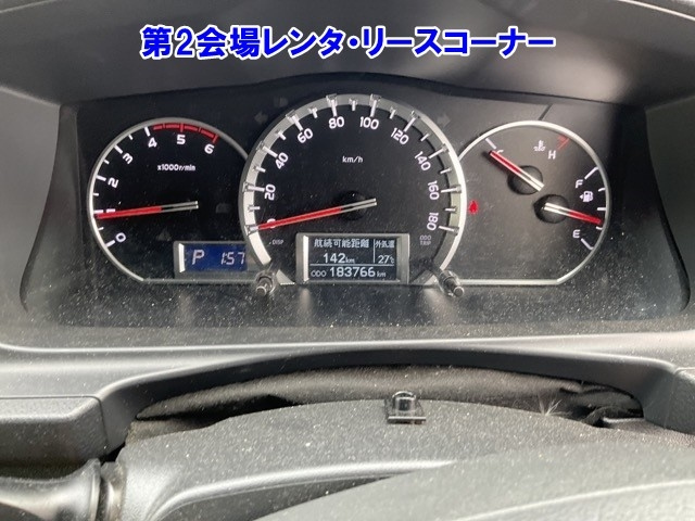 TOYOTA HIACE VAN 2016