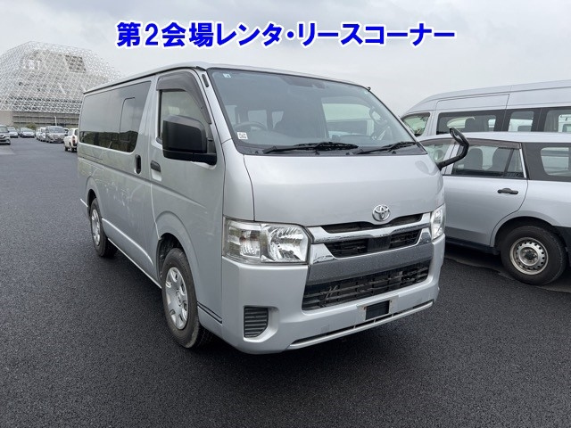 TOYOTA HIACE VAN 2020