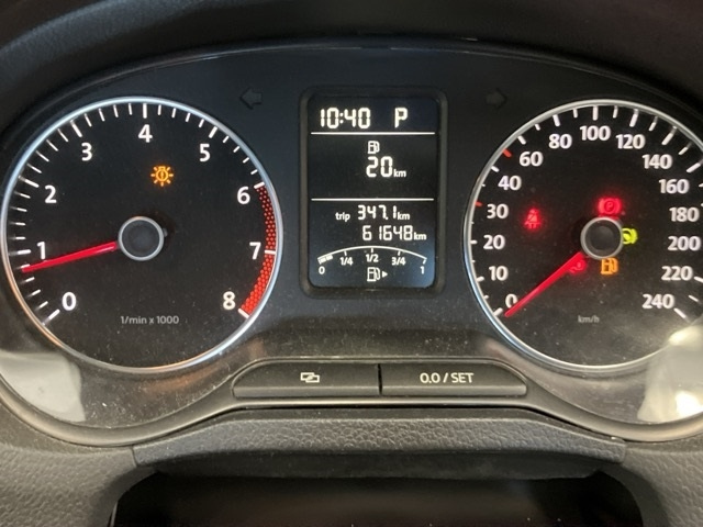 VOLKSWAGEN POLO 2013