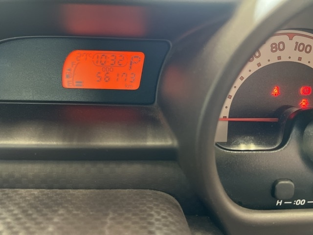 TOYOTA SPADE 2013