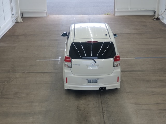 TOYOTA SPADE 2013