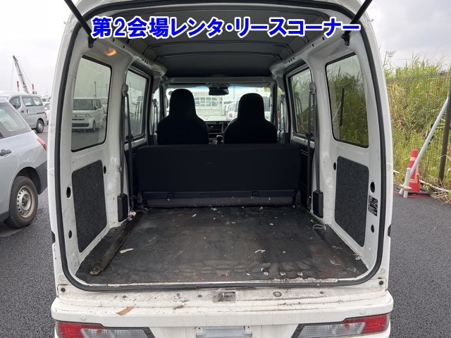 DAIHATSU HIJET VAN 2019