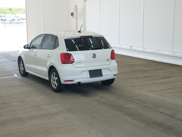 VOLKSWAGEN POLO 2017