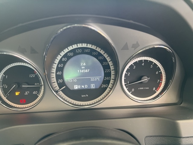 MERCEDES BENZ C CLASS 2010