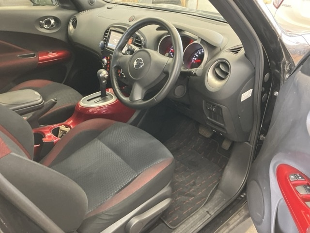 NISSAN JUKE 2013
