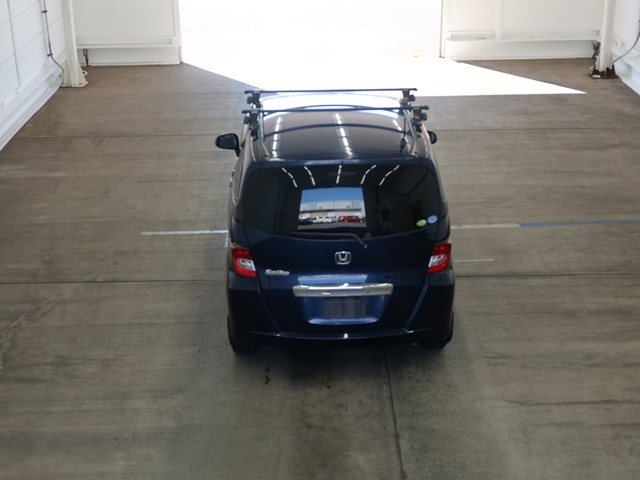 HONDA FREED 2010
