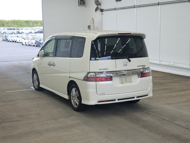 HONDA STEP WAGON 2009