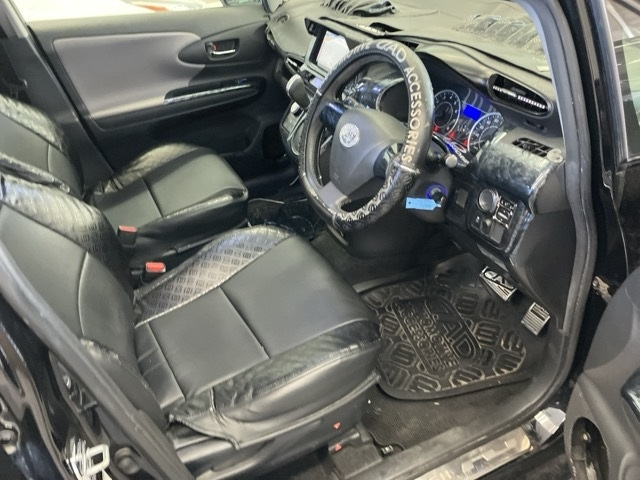 TOYOTA WISH 2010
