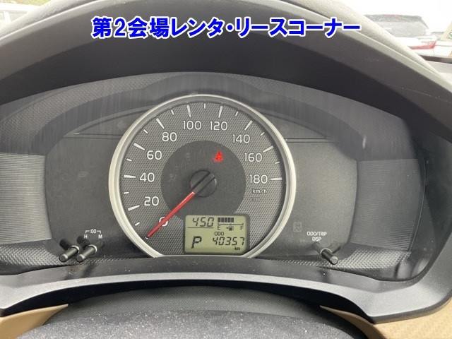 TOYOTA COROLLA AXIO 2013