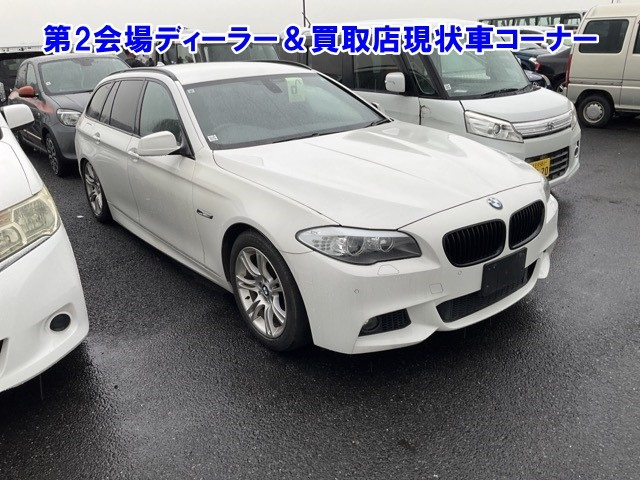 BMW 5 SERIES 2012