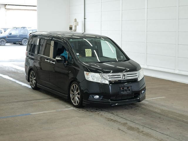 HONDA STEP WAGON 2012