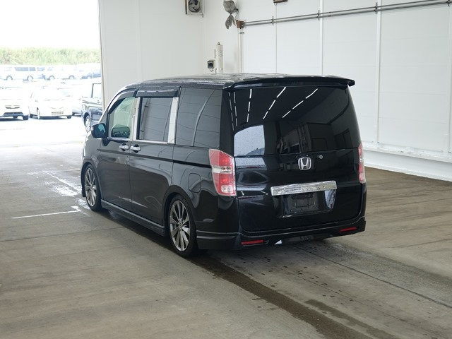HONDA STEP WAGON 2012