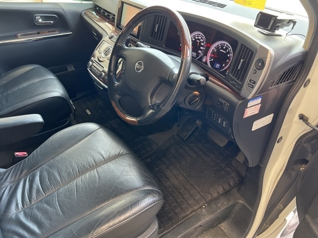 NISSAN ELGRAND 2008