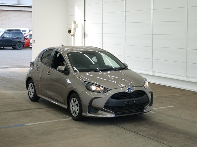 TOYOTA YARIS 2021