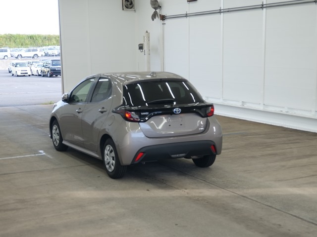 TOYOTA YARIS 2021