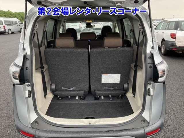 TOYOTA SIENTA 2018