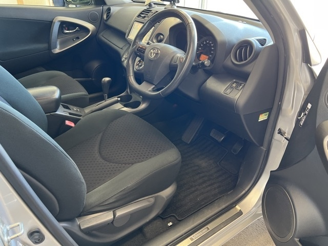 TOYOTA VANGUARD 2010
