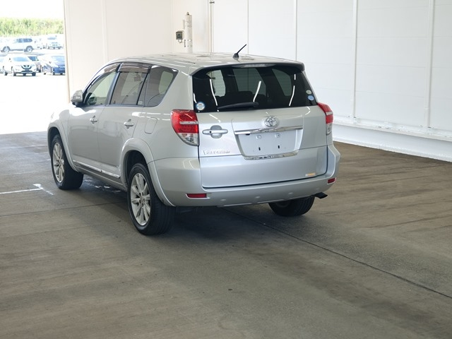 TOYOTA VANGUARD 2010