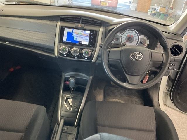TOYOTA COROLLA FIELDER 2012