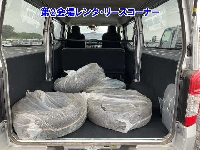 NISSAN CARAVAN VAN 2024