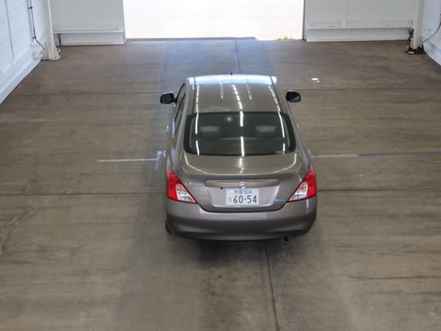 NISSAN LATIO 2013