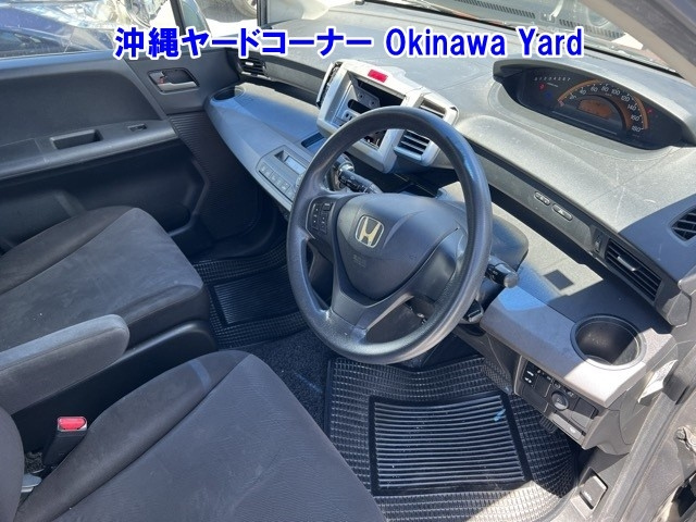 HONDA FREED 2010
