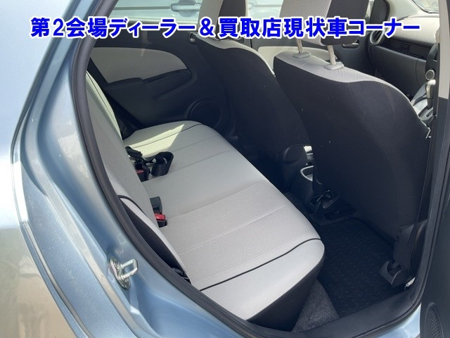 MAZDA DEMIO 2011