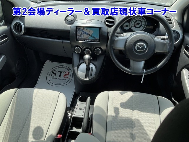 MAZDA DEMIO 2011