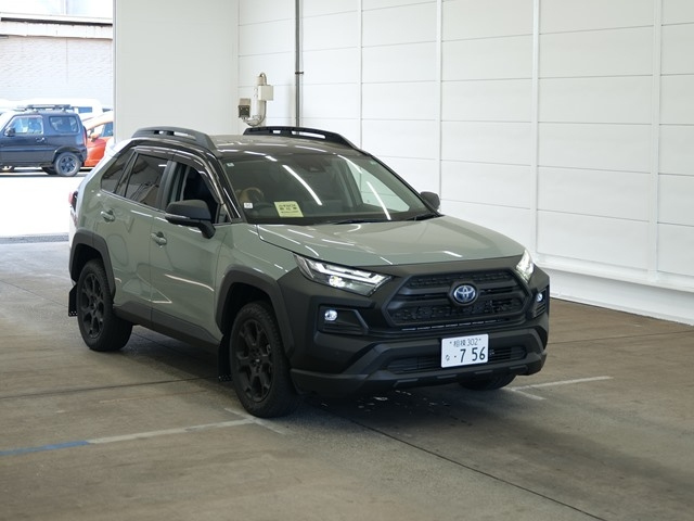 TOYOTA RAV4 2024