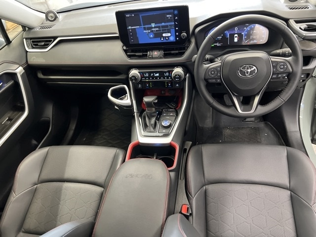 TOYOTA RAV4 2024
