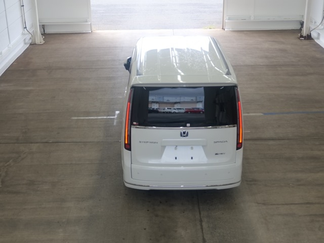 HONDA STEP WAGON 2024