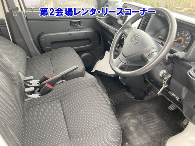 DAIHATSU HIJET VAN 2019
