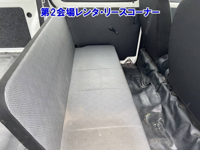 DAIHATSU HIJET VAN 2019