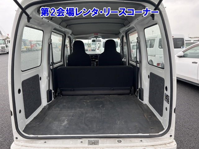 DAIHATSU HIJET VAN 2019