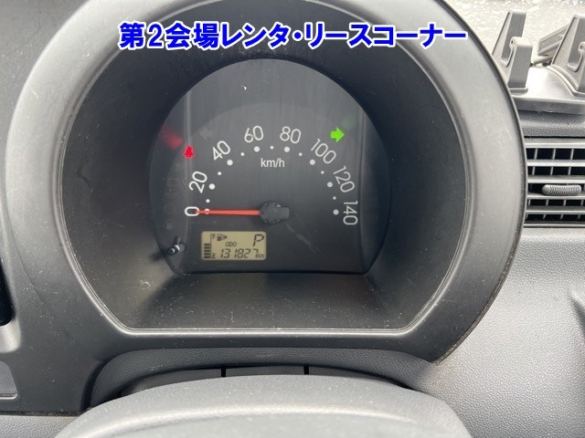 DAIHATSU HIJET VAN 2017