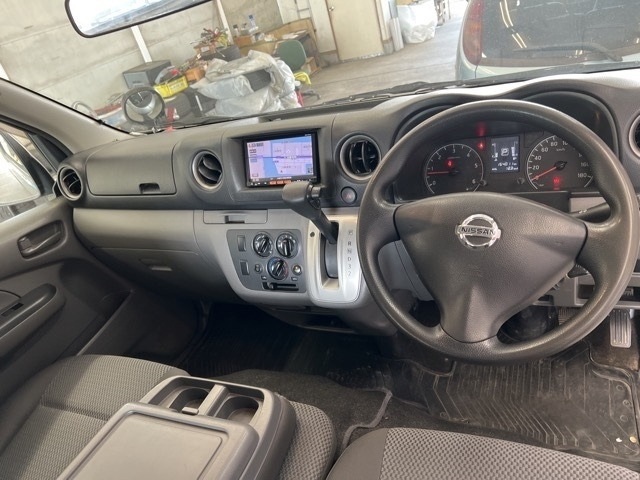 NISSAN CARAVAN VAN 2014