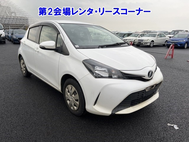 TOYOTA VITZ 2016