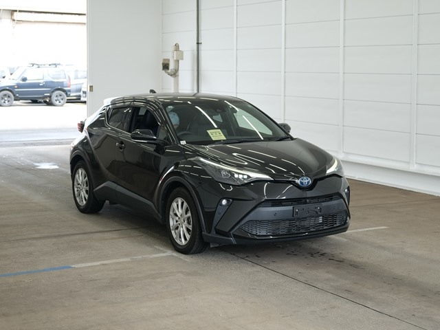 TOYOTA C-HR 2021