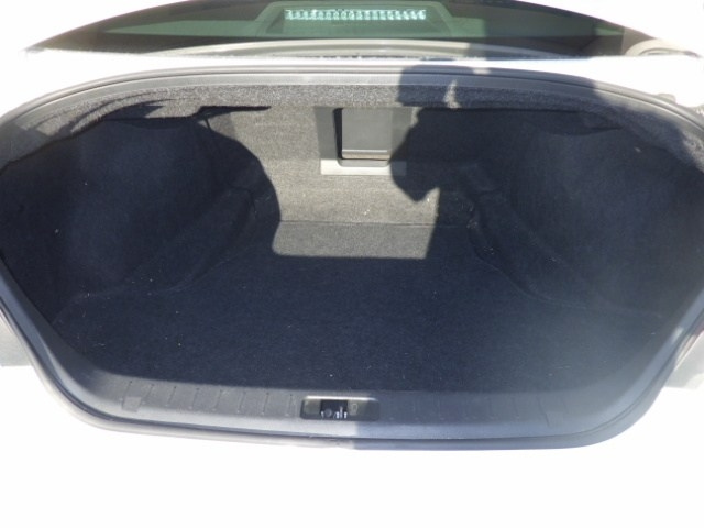 NISSAN FUGA 2010
