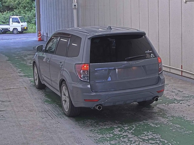 SUBARU FORESTER 2010