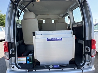 NISSAN NV200 2020
