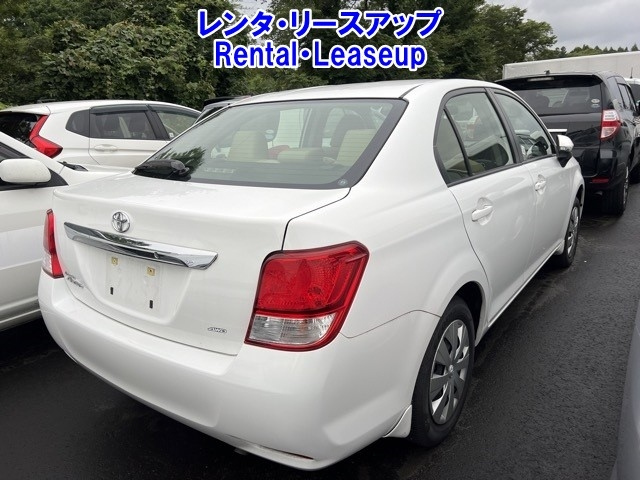 TOYOTA COROLLA AXIO 2013