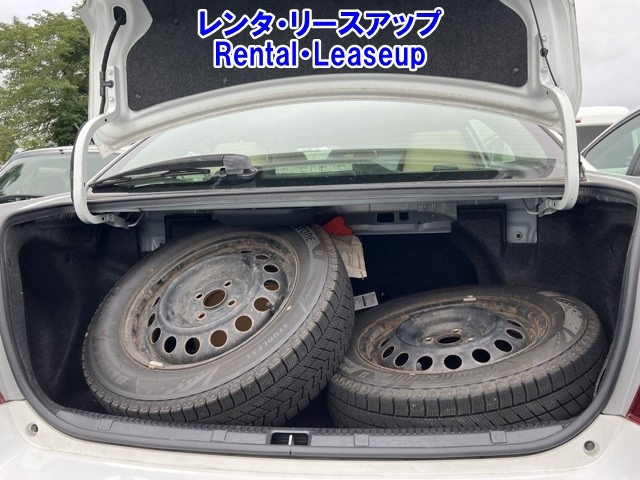 TOYOTA COROLLA AXIO 2013