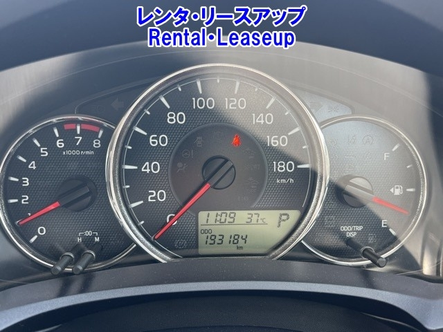 TOYOTA COROLLA FIELDER 2019