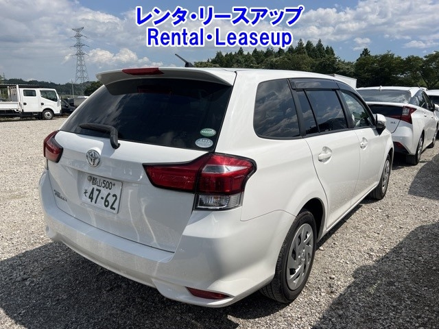 TOYOTA COROLLA FIELDER 2019