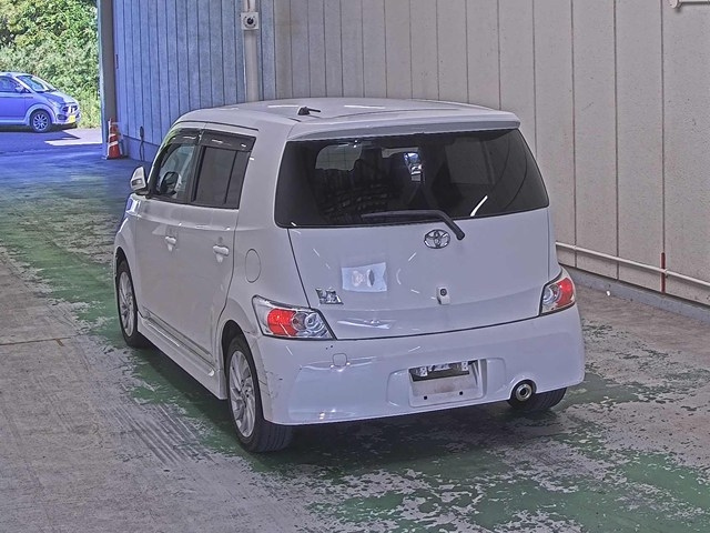 TOYOTA BB 2008