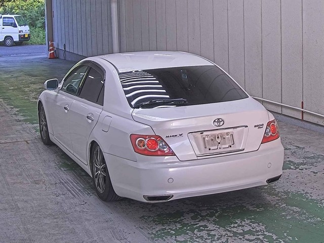 TOYOTA MARK X 2009
